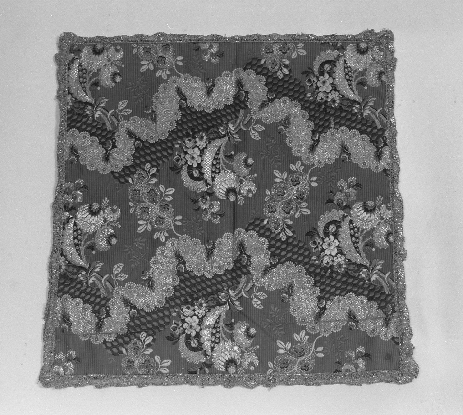 velo di calice, elemento d'insieme - ambito veneto (secc. XVIII/ XIX)