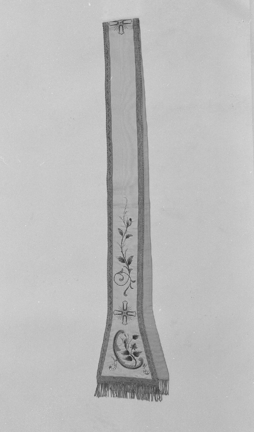 stola, elemento d'insieme - ambito veneto (secondo quarto sec. XX)