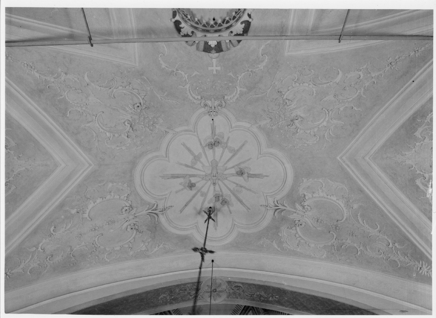 motivi decorativi vegetali con cartiglio (decorazione plastica) - ambito veneto (seconda metà sec. XVIII)