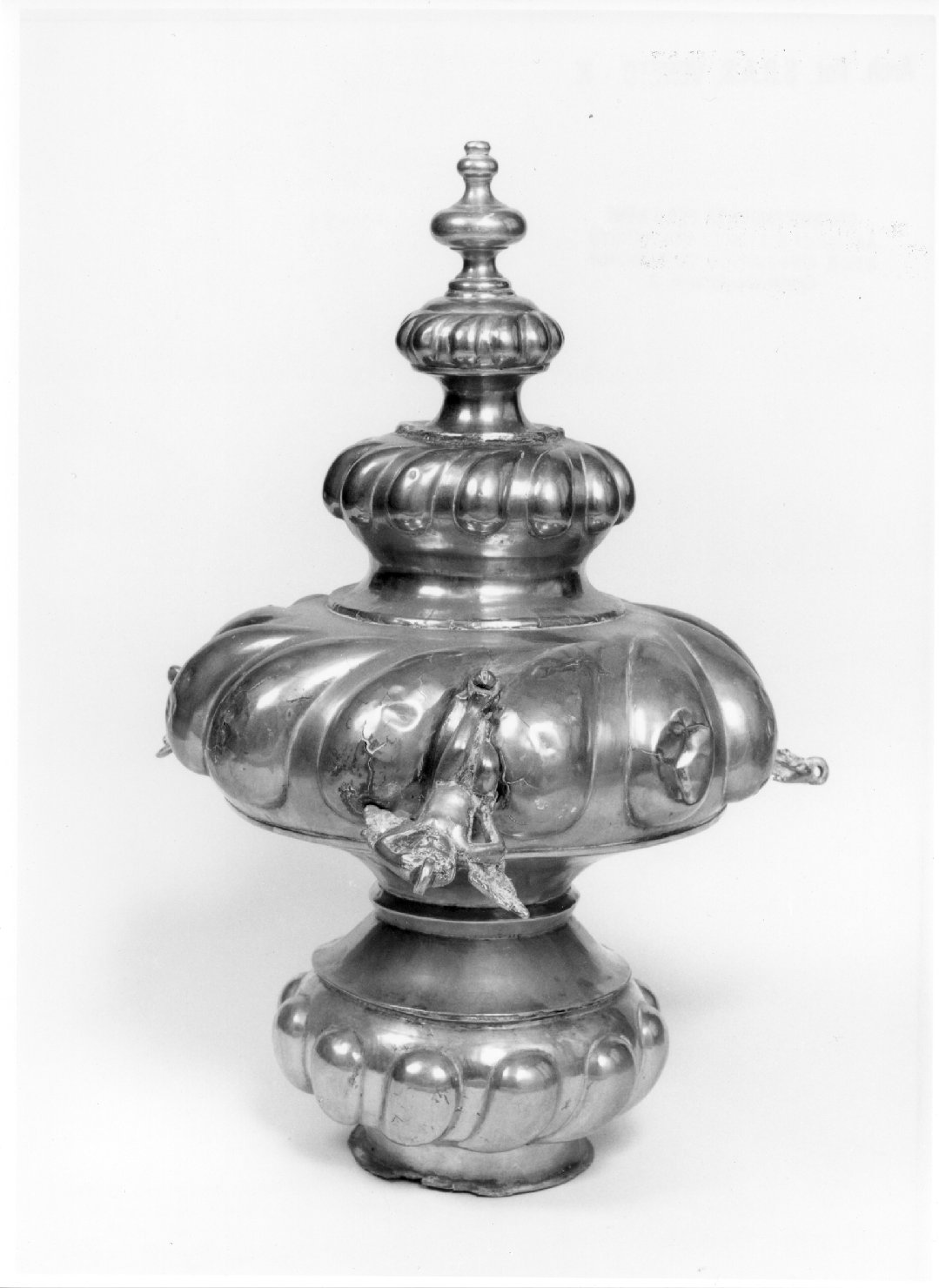 lampada pensile, frammento - ambito veneto (sec. XVIII)