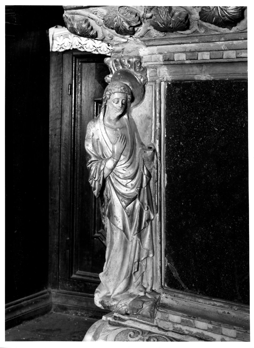 Madonna annunciata (rilievo) - ambito veneto (sec. XIV)