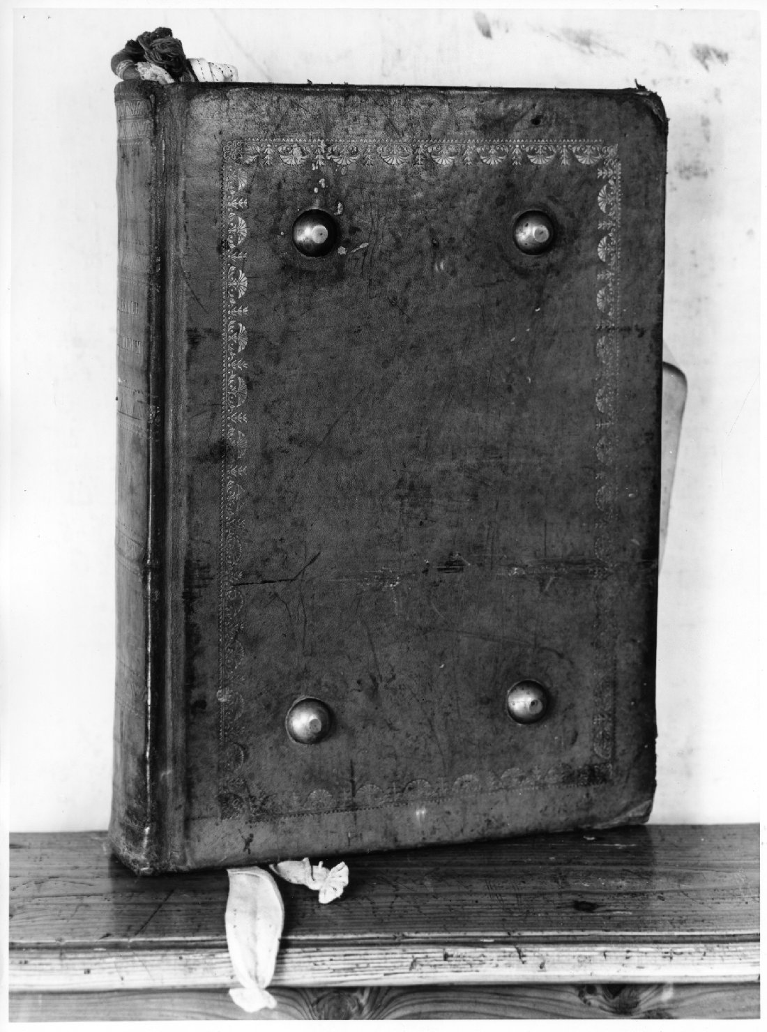 coperta di libro liturgico - ambito bellunese (seconda metà sec. XIX)