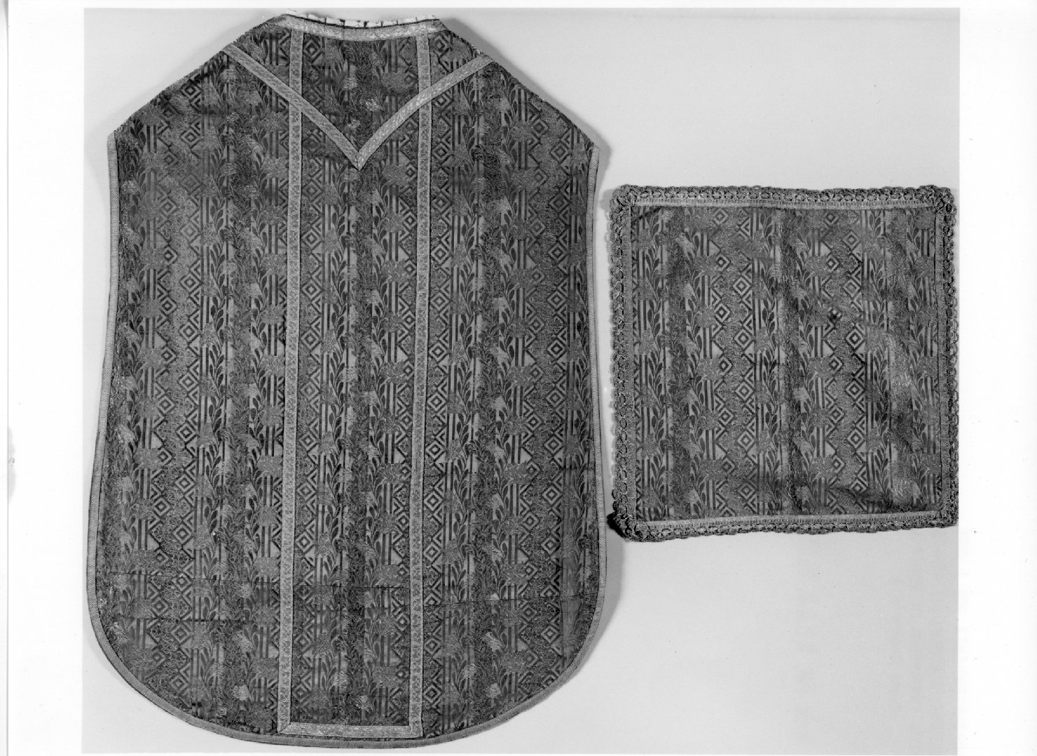 velo di calice, elemento d'insieme - manifattura italiana (?) (sec. XIX)