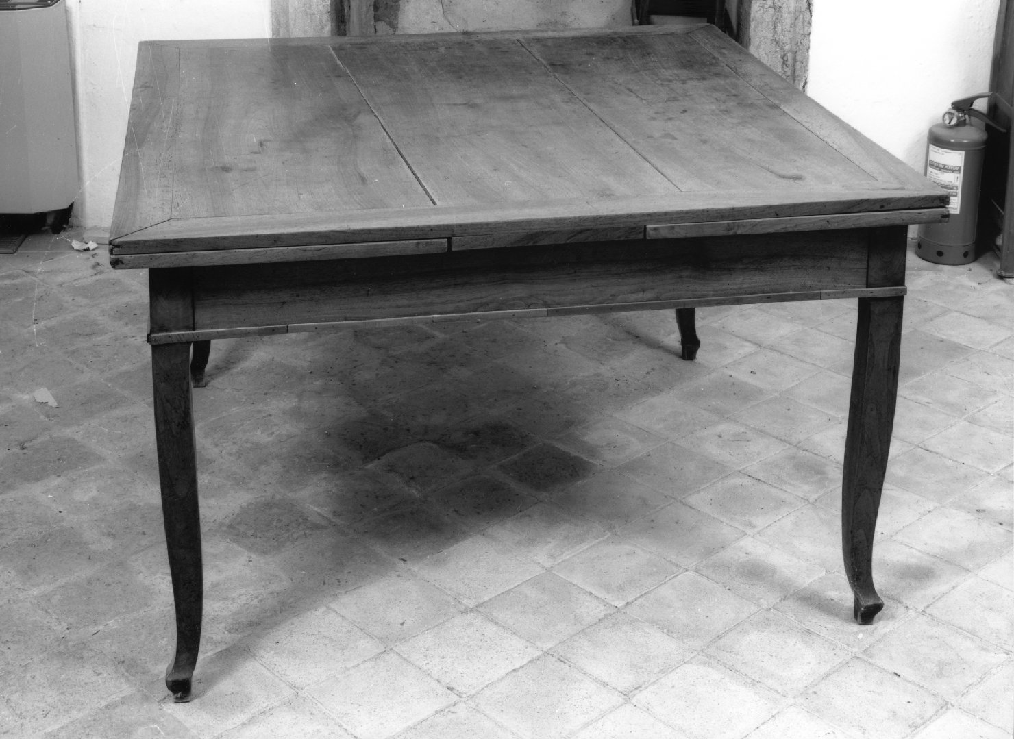 tavolo - ambito veneto (sec. XIX)