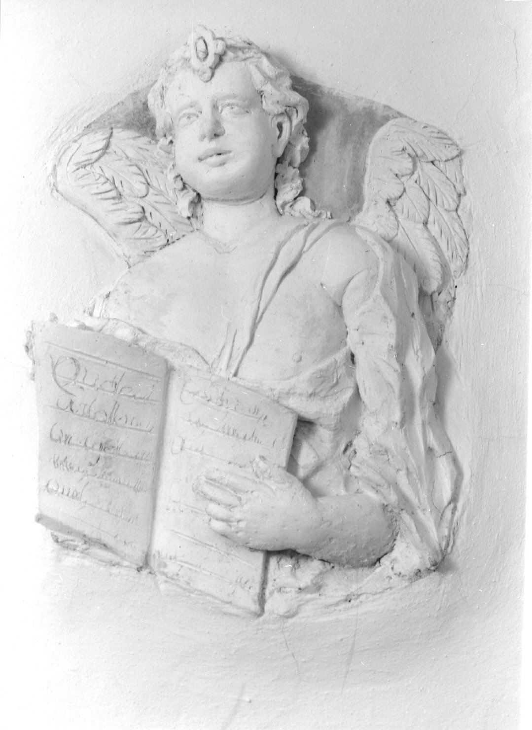 angelo con libro (rilievo) - ambito veneto (sec. XVIII)