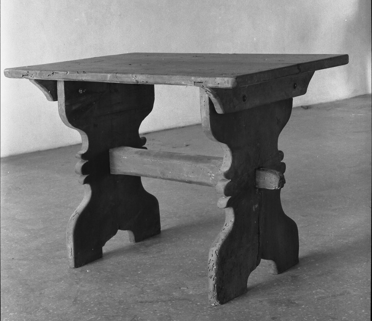 tavolino, opera isolata - bottega veneta (sec. XVII)