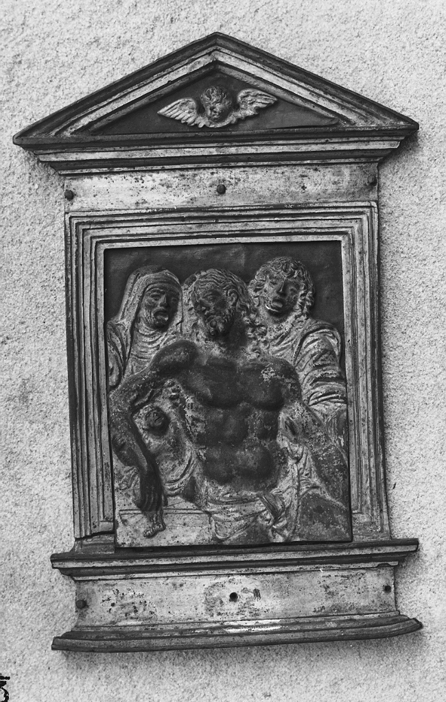 compianto sul Cristo morto (pace - a tavoletta, architettonica, opera isolata) di Mondella Galeazzo detto Moderno (fine/inizio secc. XV/ XVI)
