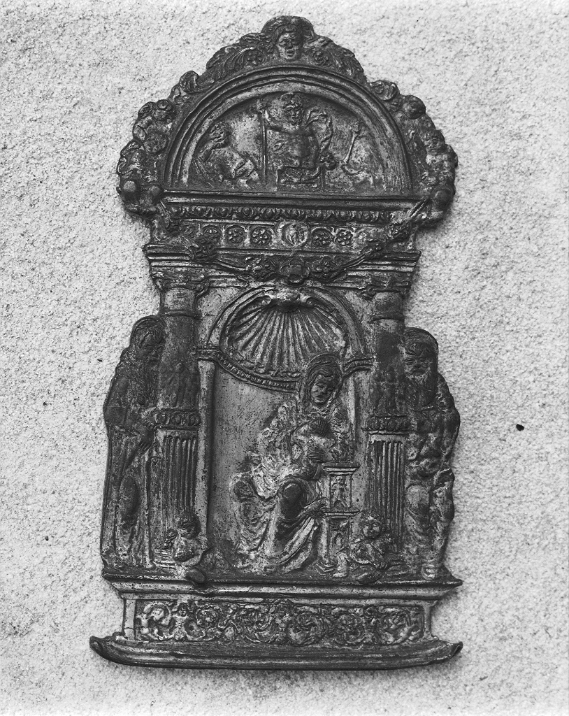 Madonna in trono e Santi (placchetta, opera isolata) di Mondella Galeazzo detto Moderno (fine/inizio secc. XV/ XVI)