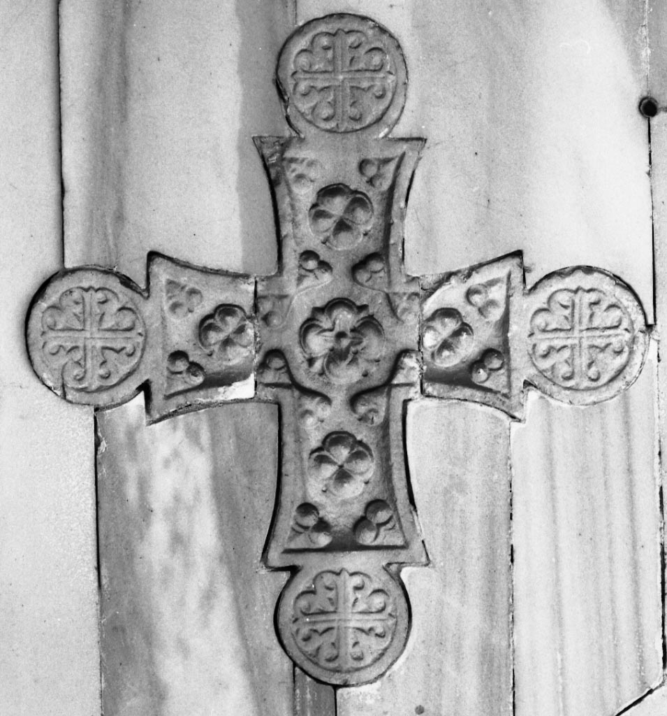 croce (rilievo, frammento) - ambito bizantino (secc. XII/ XIII)