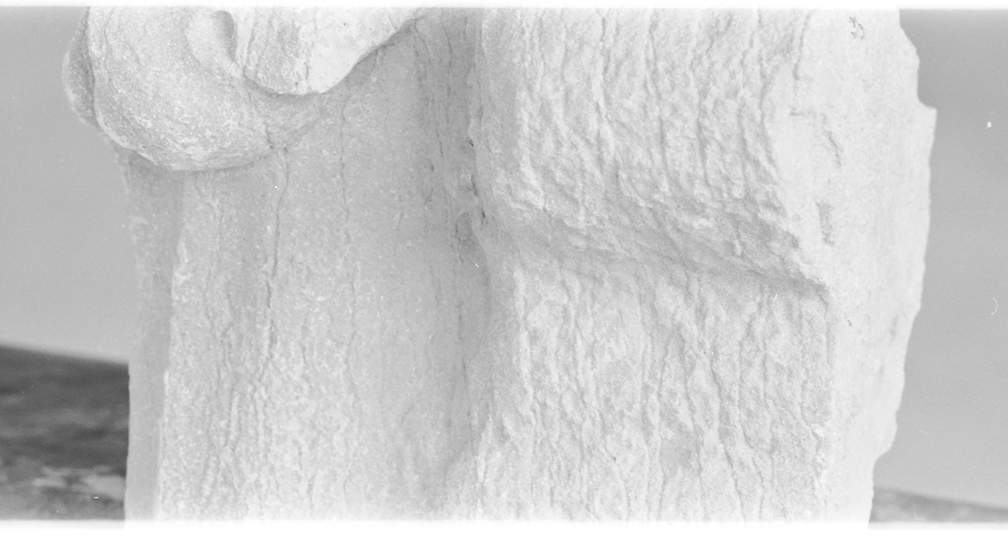 motivi decorativi architettonici (capitello, frammento) - ambito Italia centro-settentrionale (secc. XIV/ XV)