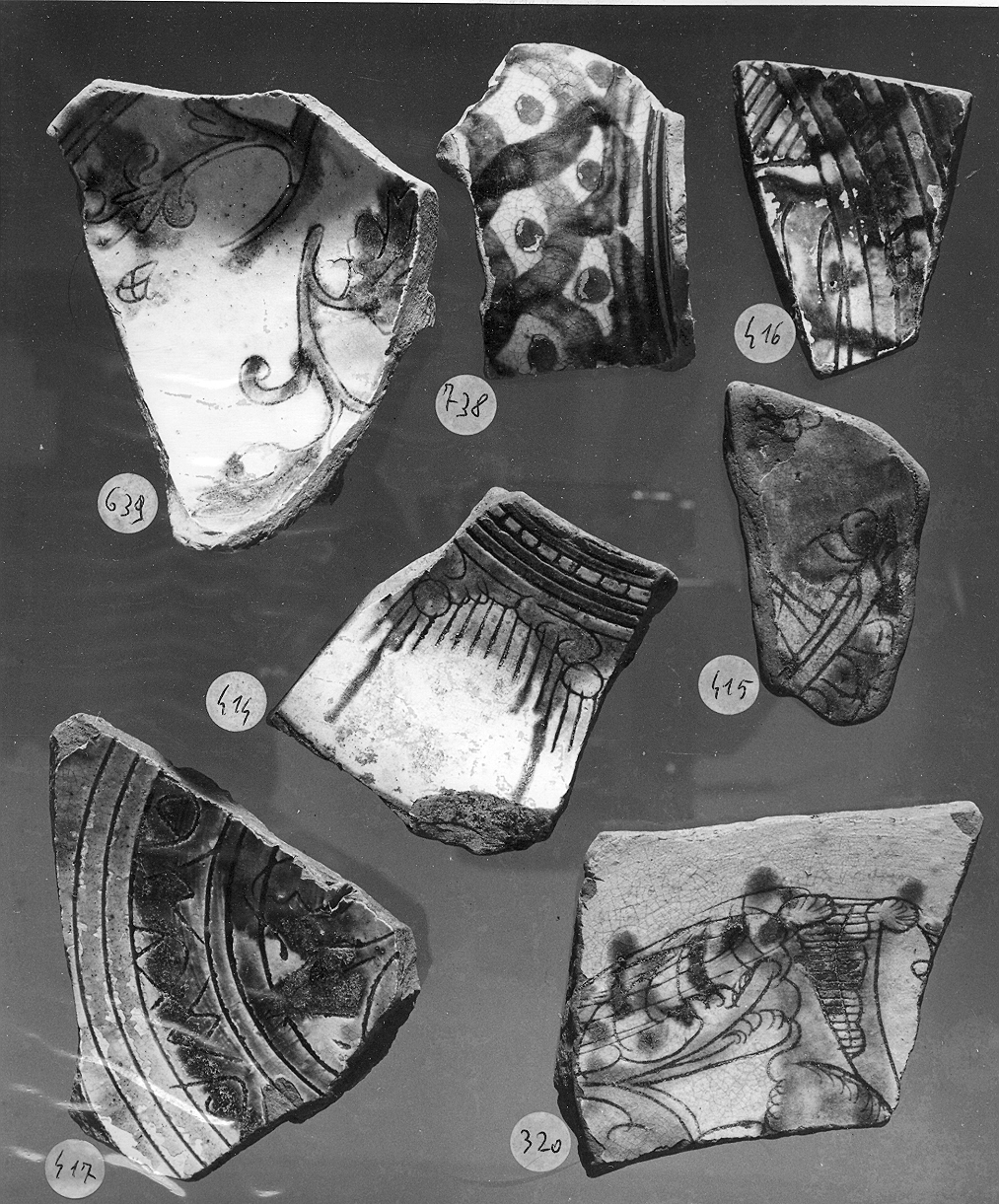 motivi decorativi (piatto, frammento) - ambito veneto (secc. XV/ XVI)