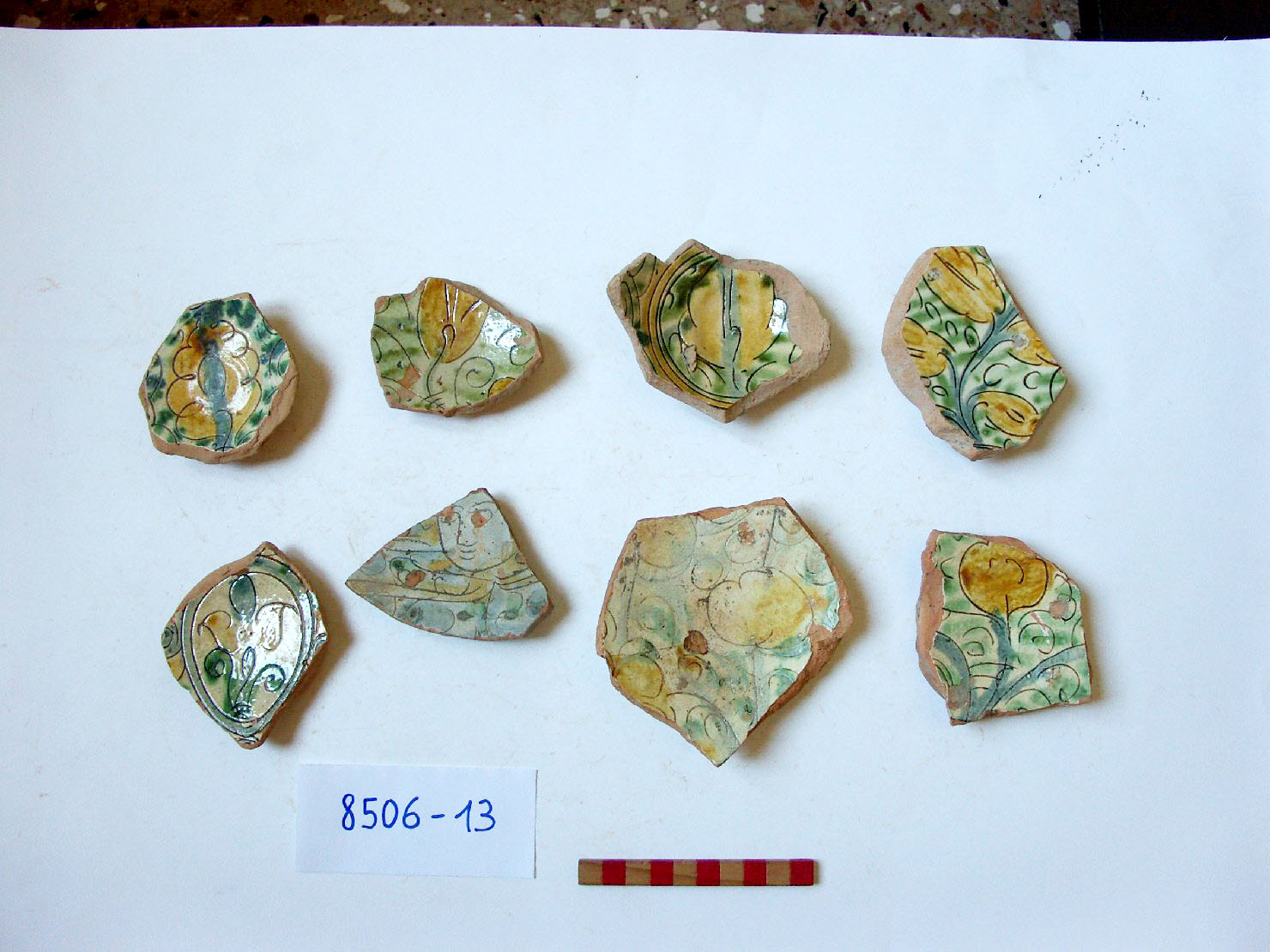 motivi decorativi (scodella, frammento) - ambito veneziano (secc. XVII/ XVIII)