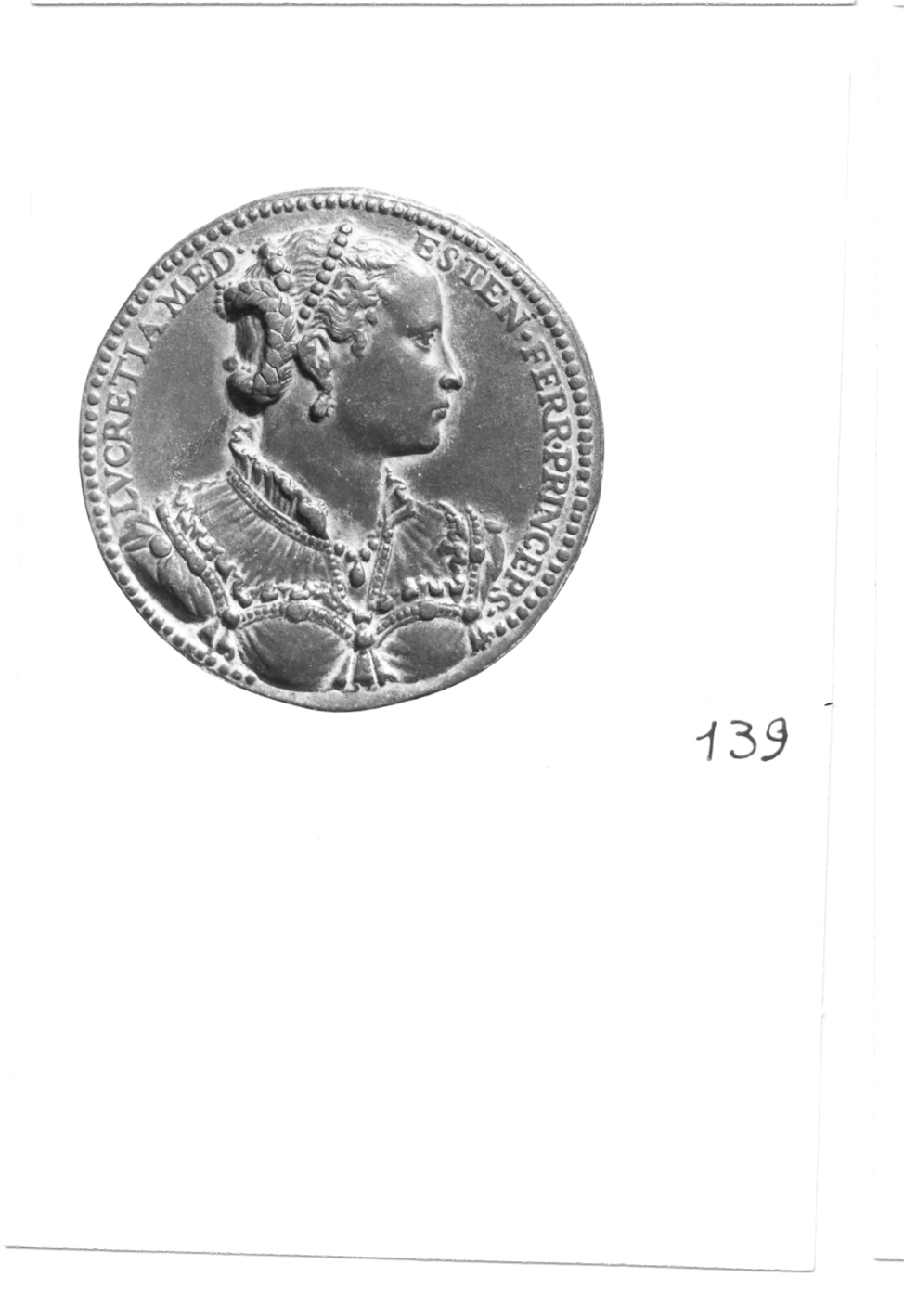ritratto di donna (medaglia) di Poggini Domenico (attribuito) (sec. XVI)