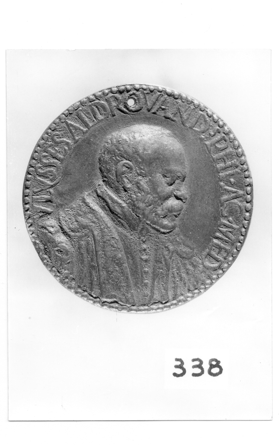 ritratto d'uomo di profilo (medaglia) - ambito dell'Italia centrale (sec. XVI)