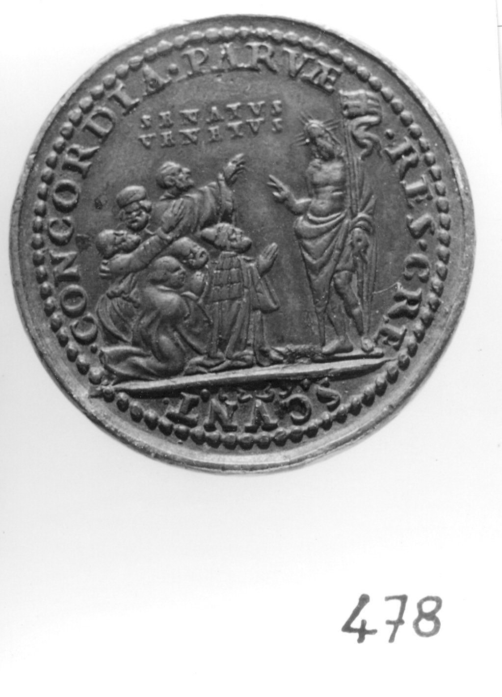 scena allegorica (medaglia, elemento d'insieme) di Spinelli Andrea (sec. XVI)