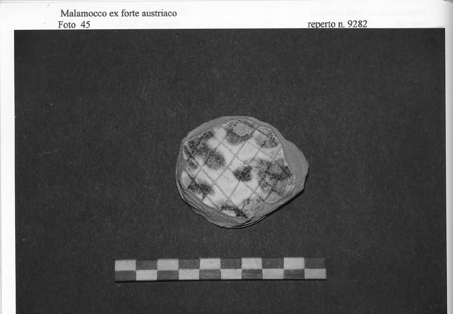 ciotola, frammento - ambito veneto (fine/inizio secc. XIII/ XIV)