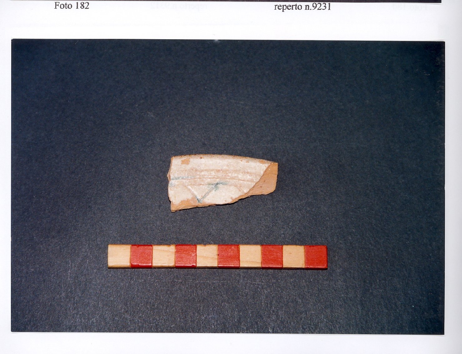 piatto, frammento - ambito veneto (fine/inizio secc. XIII/ XIV)