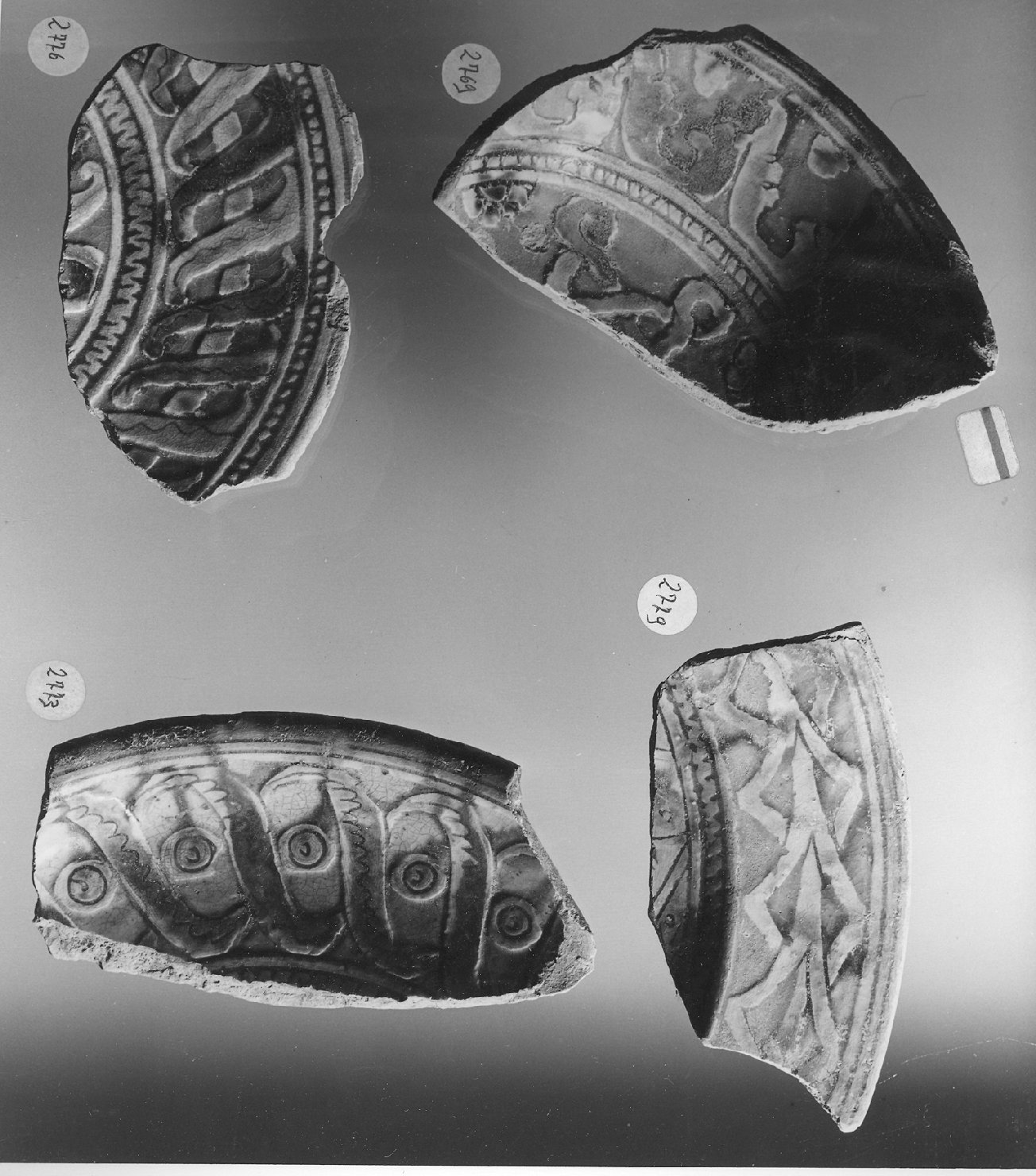 motivi decorativi (ciotola, frammento) - ambito veneto (secc. XV/ XVI)