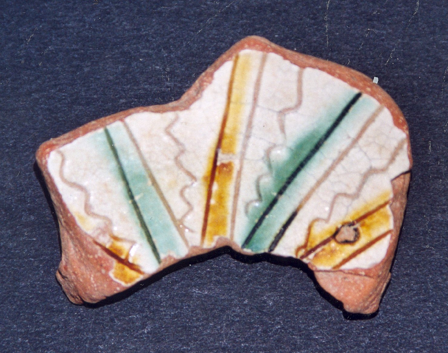 motivi decorativi geometrici (bacino, frammento) - manifattura veneziana (sec. XIV)