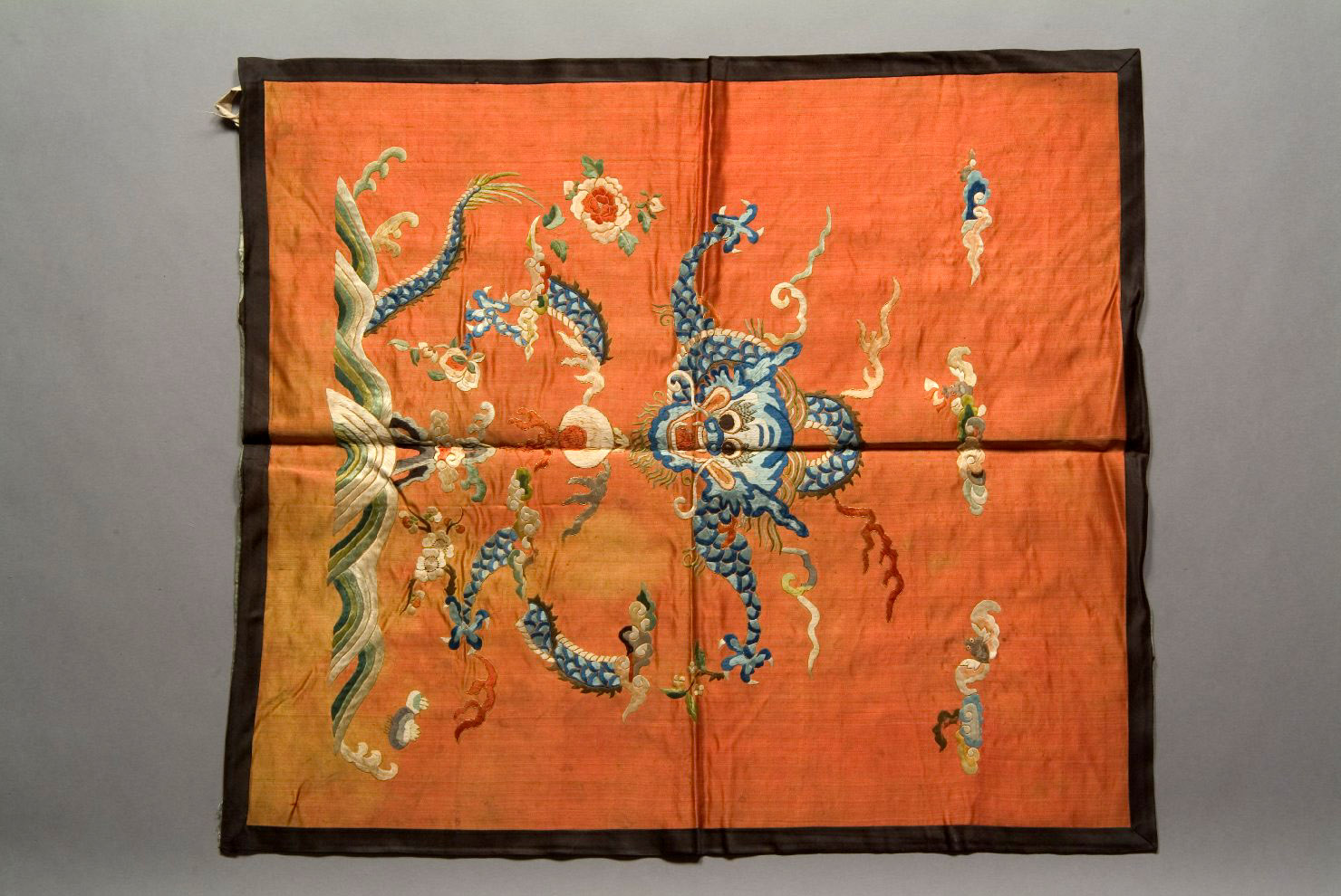 pannello decorato, elementi decorativi (tessuto, opera isolata) - ambito cinese (sec. XIX)