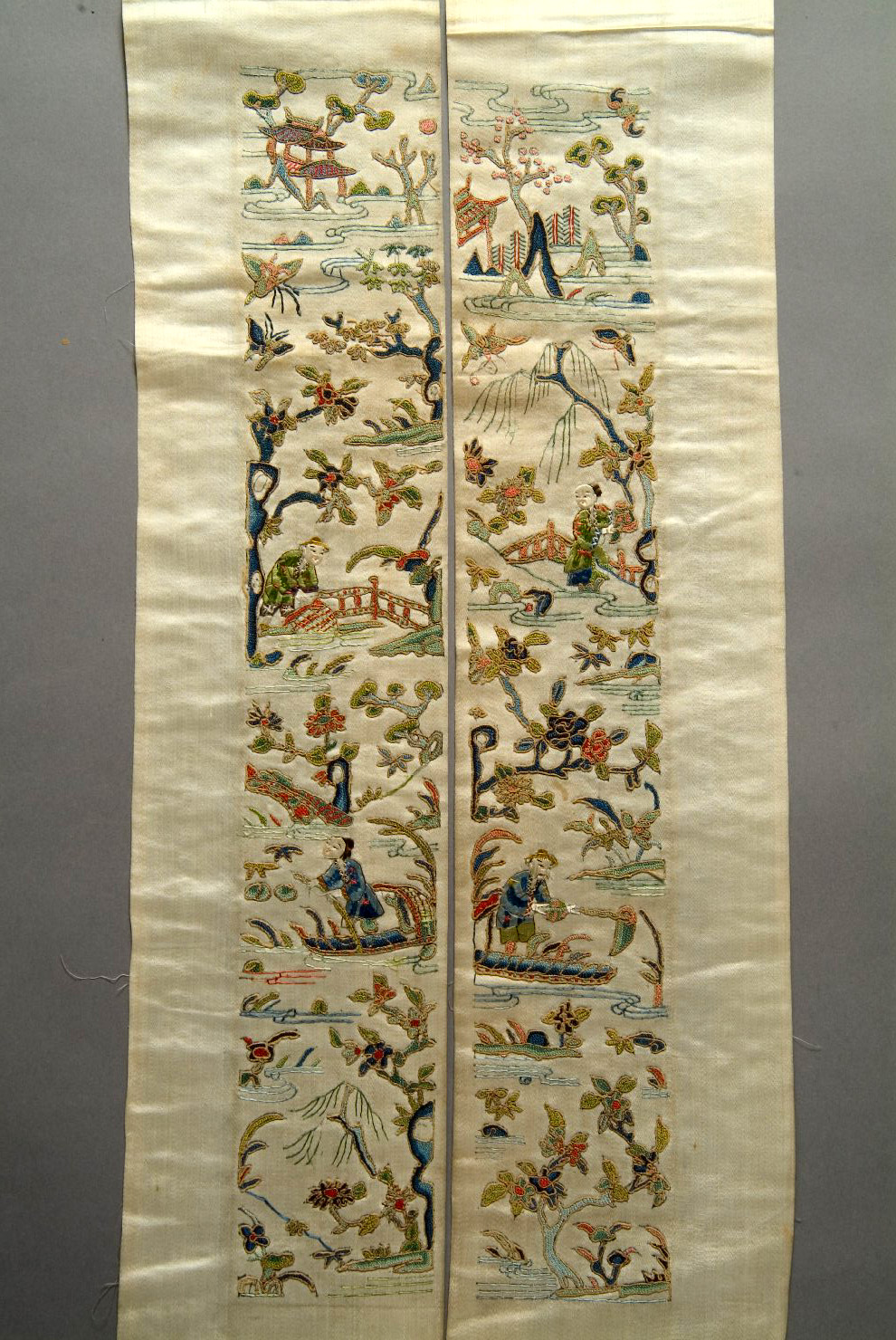 coppia di strisce per maniche, elementi decorativi (tessuto, opera isolata) - ambito cinese (sec. XIX)