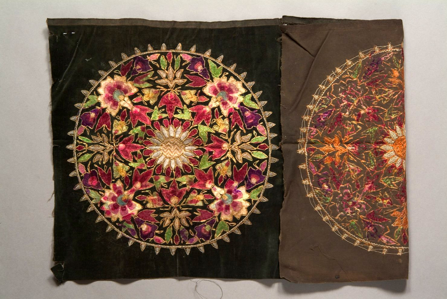 motivi decorativi (tessuto, opera isolata) - manifattura indonesiana (sec. XIX)