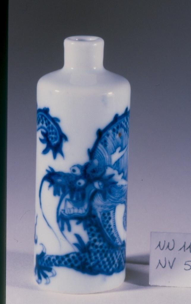 drago (tabacchiera, opera isolata) - ambito cinese (secc. XVII/ XIX)