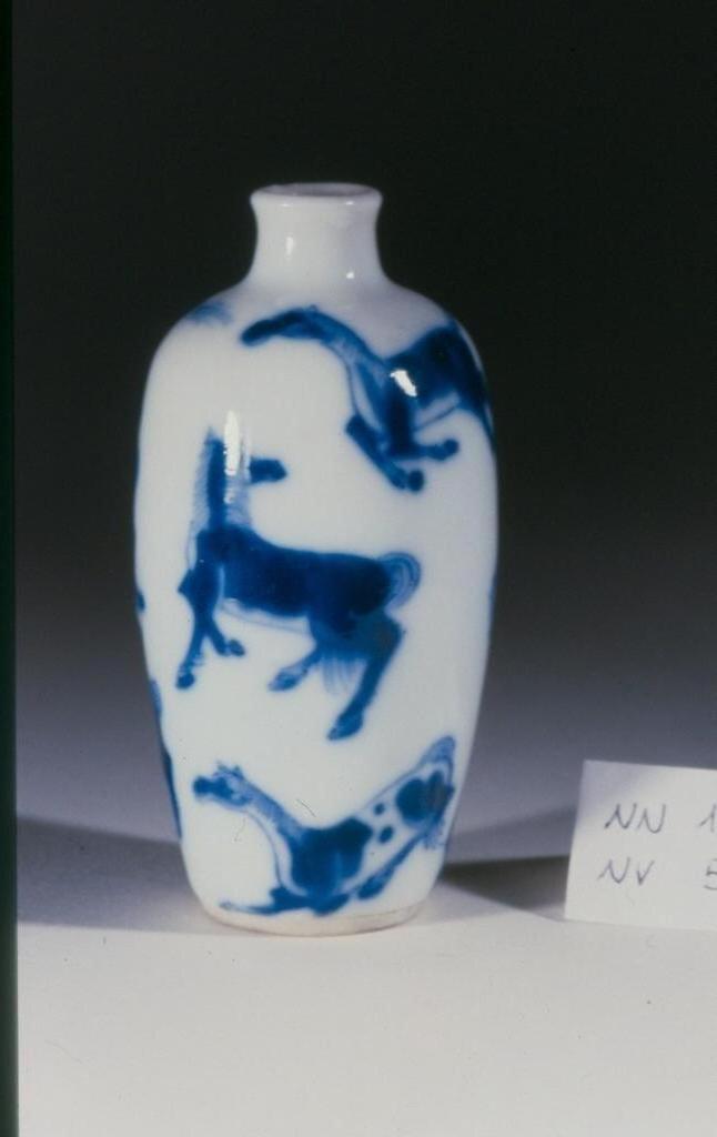 cavallo (tabacchiera, opera isolata) - ambito cinese (secc. XVII/ XIX)