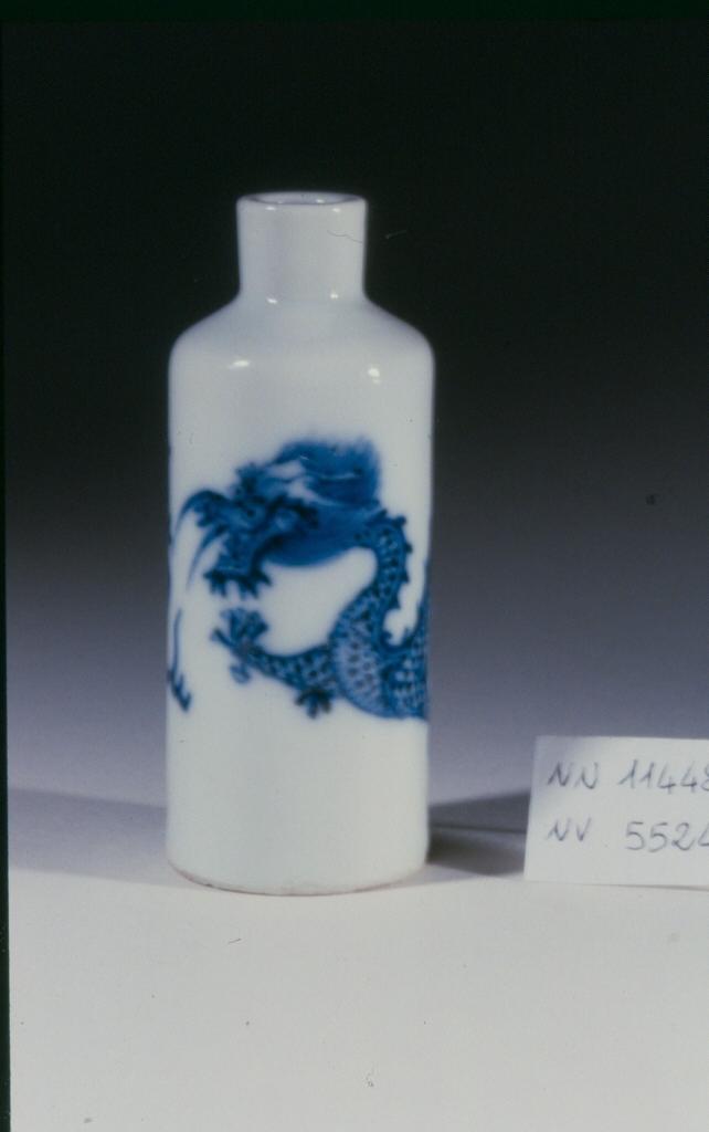 drago (tabacchiera, opera isolata) - ambito cinese (secc. XVII/ XIX)