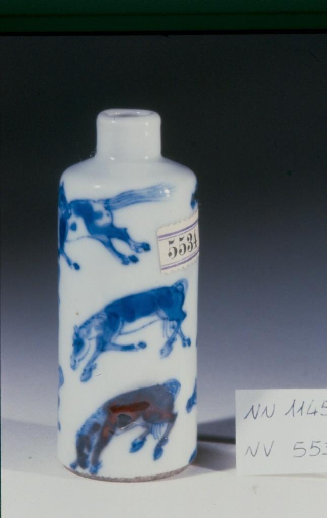 drago (tabacchiera, opera isolata) - ambito cinese (secc. XVII/ XIX)