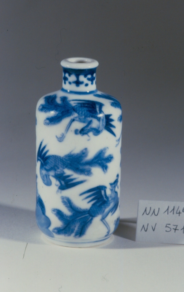 fenici e pavoni, animali (tabacchiera, opera isolata) - ambito cinese (secc. XVII/ XIX)