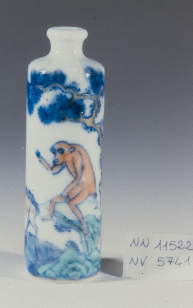 paesaggio con animali (tabacchiera, opera isolata) - ambito cinese (secc. XVII/ XIX)