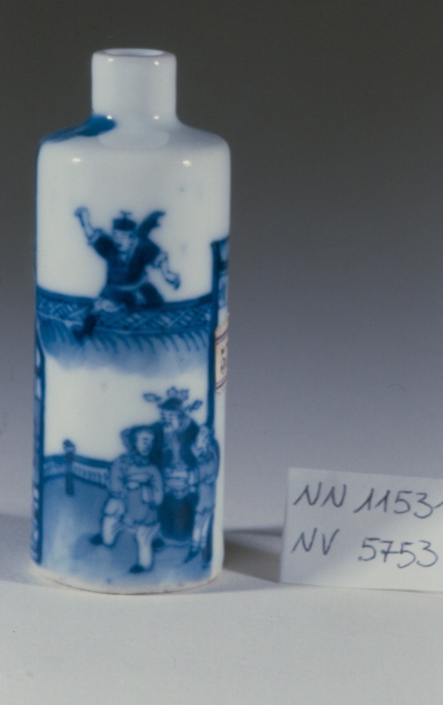 scena con acrobati (zaji), acrobata (tabacchiera, opera isolata) - ambito cinese (sec. XVIII)