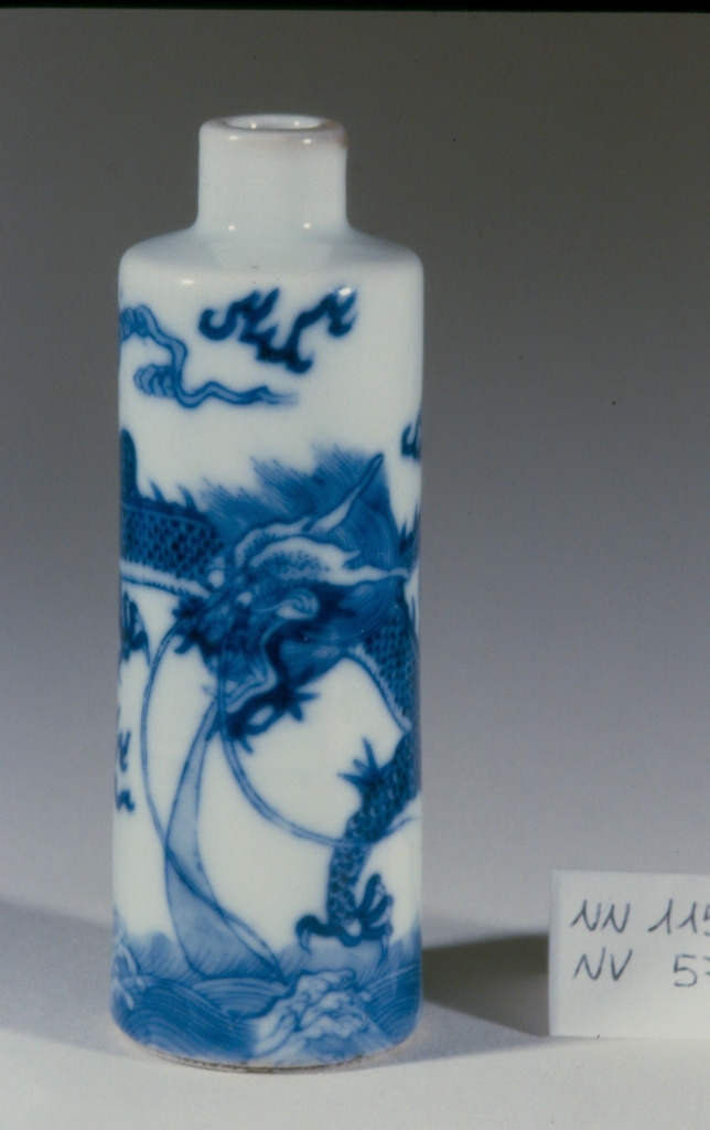 drago (tabacchiera, opera isolata) - ambito cinese (sec. XVIII)