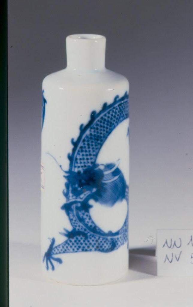 drago (tabacchiera, opera isolata) - ambito cinese (secc. XVII/ XIX)