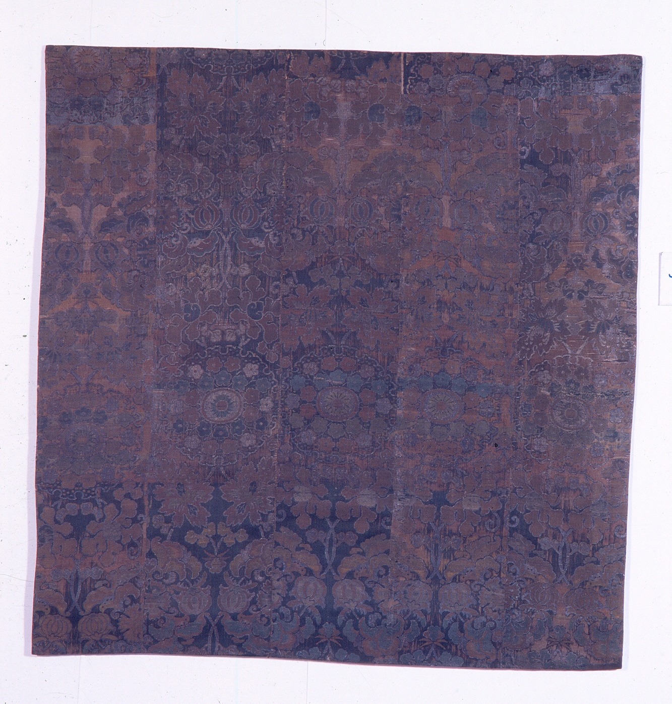 motivi decorativi a medaglioni (tovaglietta) - ambito giapponese (sec. XIX)