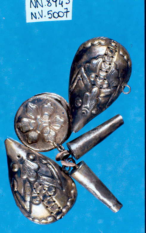 pendente, serie - ambito Asia sud-orientale (secc. XVII/ XIX)