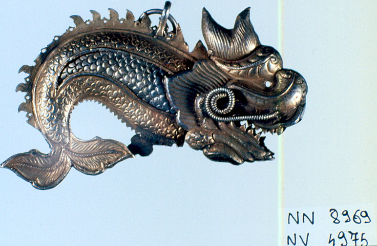 animali fantastici (pendente, opera isolata) - ambito Asia sud-orientale (secc. XVII/ XIX)