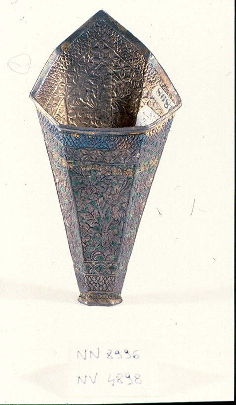 vaso, opera isolata - ambito Asia sud-orientale (secc. XVII/ XIX)