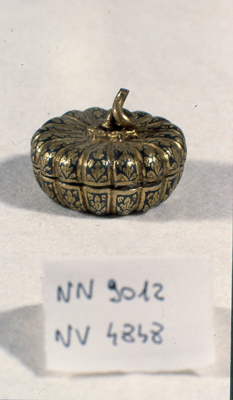 motivi decorativi vegetali (scatola, opera isolata) - ambito Asia sud-orientale (secc. XVII/ XIX)