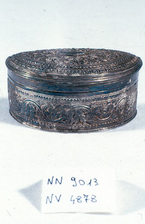 motivi decorativi vegetali e animali (scatola, opera isolata) - ambito Asia sud-orientale (secc. XVII/ XIX)