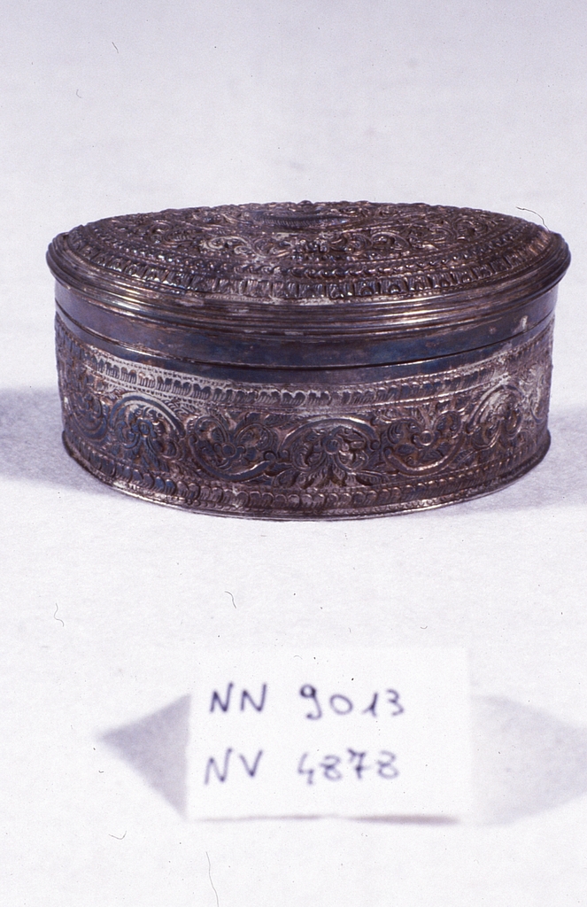 motivi decorativi (scatola, opera isolata) - manifattura birmana (seconda metà sec. XIX)