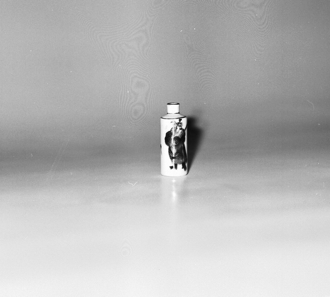 Personaggi e scene da cicli letterari (vasetto, opera isolata) - ambito cinese (seconda metà sec. XVIII)