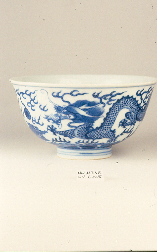 drago (tazza, opera isolata) - ambito cinese (seconda metà sec. XIX)