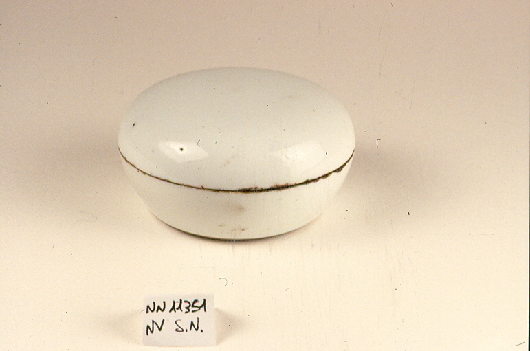 scatola, opera isolata - ambito cinese (sec. XVIII)