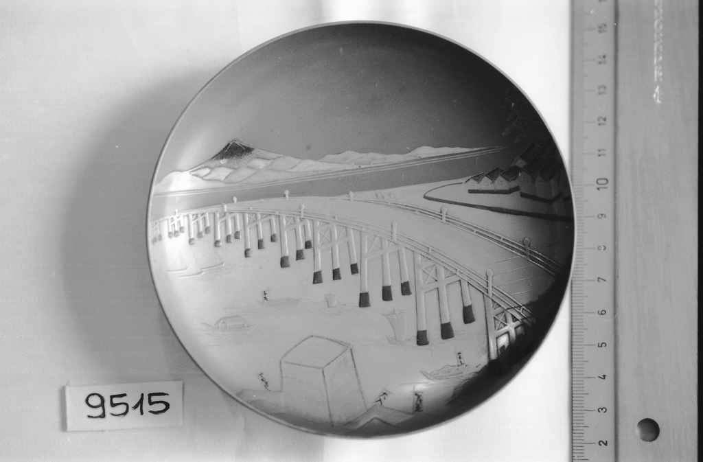 paesaggio marino (coppetta, opera isolata) di Minsai (seconda metà sec. XIX)