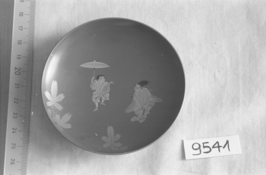 figura maschile (coppetta, opera isolata) - ambito giapponese (seconda metà sec. XIX)