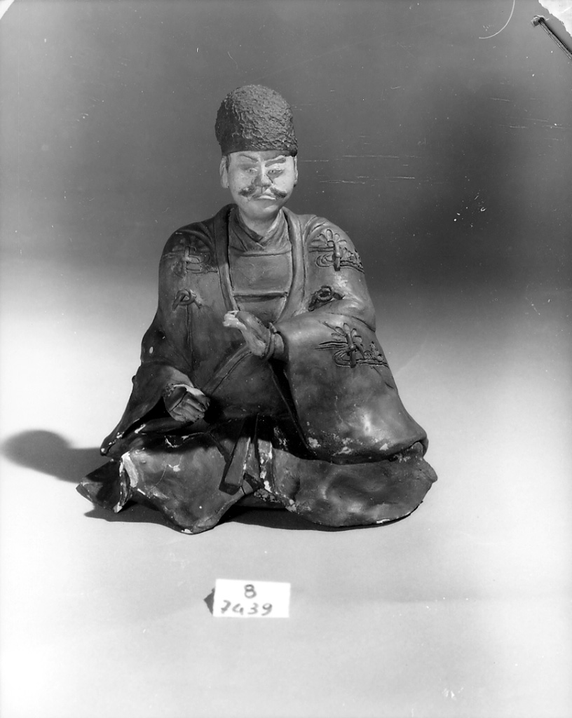 figura maschile seduta (statuetta, opera isolata) - ambito giapponese (sec. XIX)