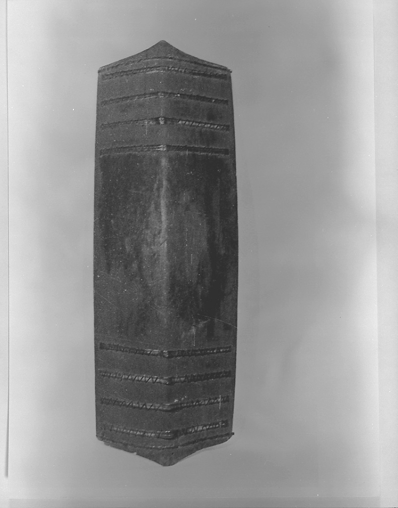 elementi decorativi antropomorfi (scudo, insieme) - manifattura indonesiana (sec. XIX)