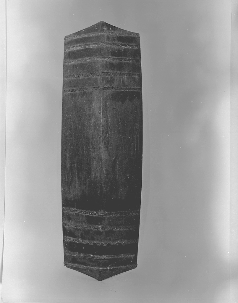 elementi decorativi antropomorfi (scudo, insieme) - manifattura indonesiana (sec. XIX)